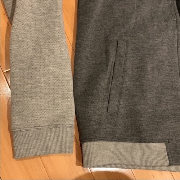 EUC Diadora Bomber Jacket / Zip up Sweatshirt - size L - Picture 10 of 16